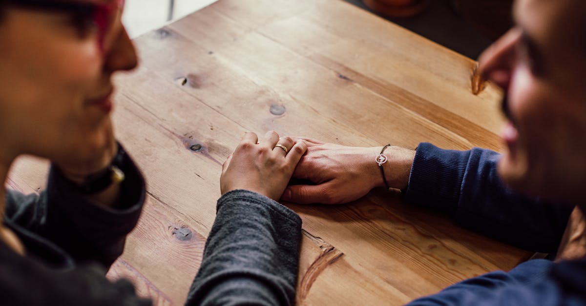 découvrez comment établir des liens émotionnels profonds et authentiques dans vos relations personnelles et professionnelles. apprenez les clés pour renforcer votre communication, développer l'empathie et créer des connexions durables qui enrichissent votre vie.