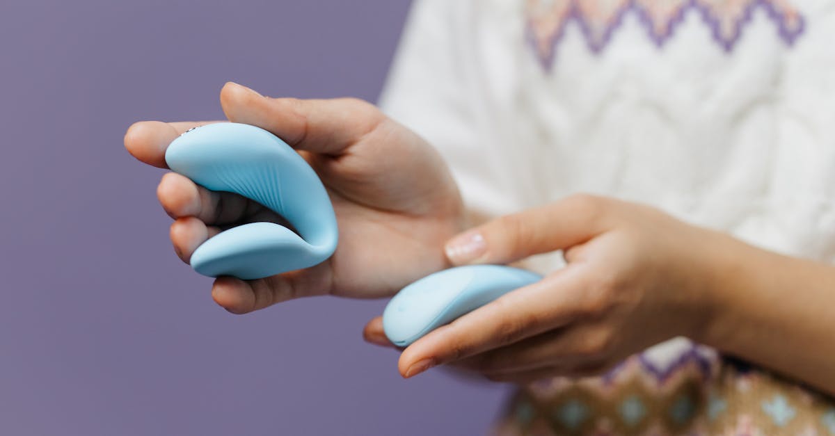 découvrez notre sélection variée de sex toys pour pimenter votre vie intime. des articles pour tous les goûts et toutes les envies, conçus pour le plaisir et l'épanouissement sexuel. explorez sans tabou et faites plaisir à vos sens !
