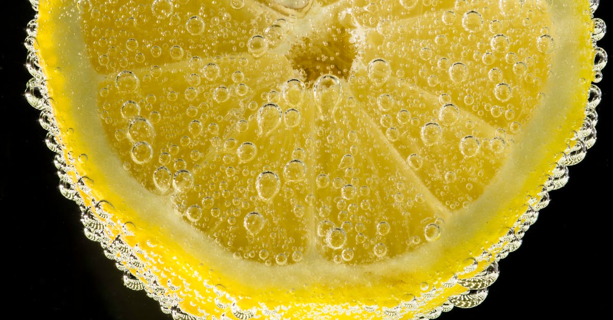découvrez tout ce qu'il faut savoir sur la stimulation anale : conseils, techniques, précautions et bienfaits pour une expérience intime sécurisée et agréable.
