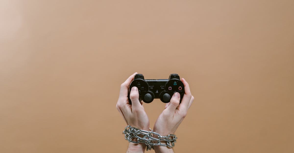 découvrez le bondage, une pratique bdsm mêlant créativité, confiance et exploration du plaisir à travers l’art subtil des liens et des jeux de rôle. informations, conseils et sécurité pour débutants et initiés.