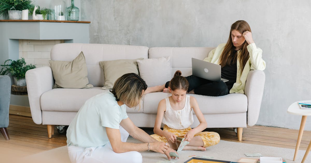 découvrez une sélection de jeux pour couples afin de renforcer votre complicité, pimenter vos soirées et partager des moments amusants à deux. idées originales et conseils inclus !