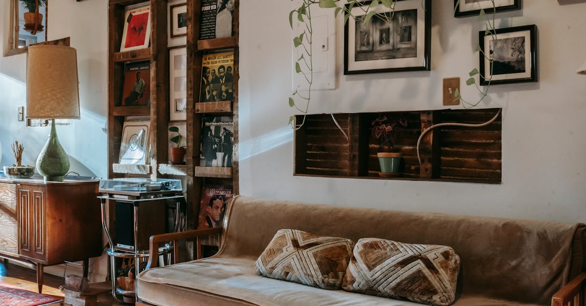 découvrez des solutions de rangement discrètes pour optimiser votre espace et préserver l'harmonie de votre intérieur. astuces, conseils et idées créatives pour un stockage efficace et invisible.