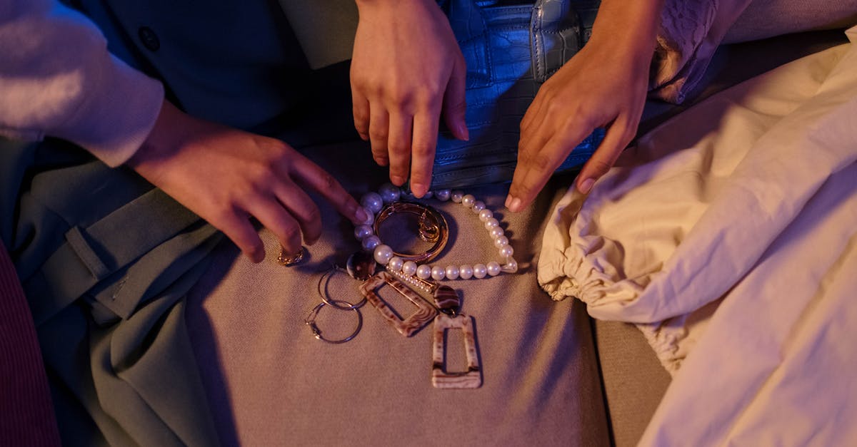 découvrez notre sélection d'accessoires intimes pour pimenter vos moments à deux. qualité, discrétion et plaisir assurés pour explorer vos envies en toute confiance.