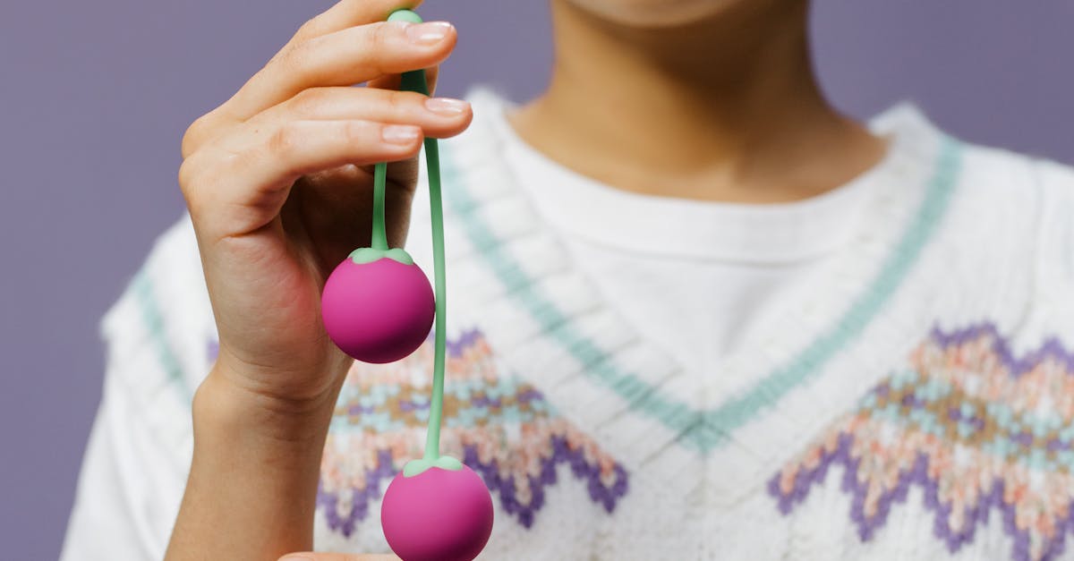 découvrez les exercices de kegel : une méthode efficace pour renforcer le plancher pelvien, améliorer la santé intime et prévenir l'incontinence. conseils, bienfaits et guide pratique.