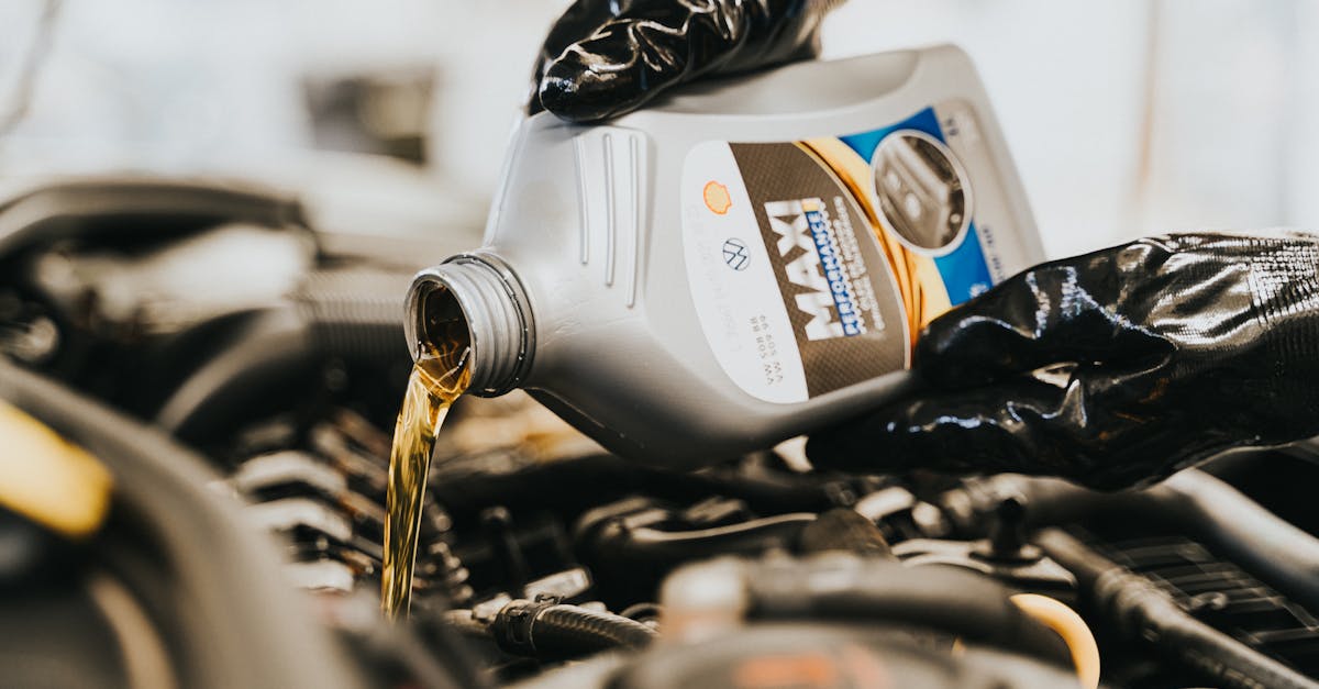 découvrez notre sélection de lubrifiants de haute qualité adaptés à tous vos besoins industriels et automobiles. améliorez la performance et la longévité de vos équipements avec nos solutions efficaces et fiables.