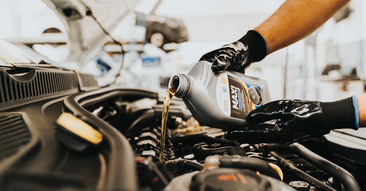 découvrez notre gamme complète de lubrifiants haute performance adaptés à tous vos besoins automobiles et industriels. qualité, protection et efficacité assurées pour prolonger la durée de vie de vos équipements.