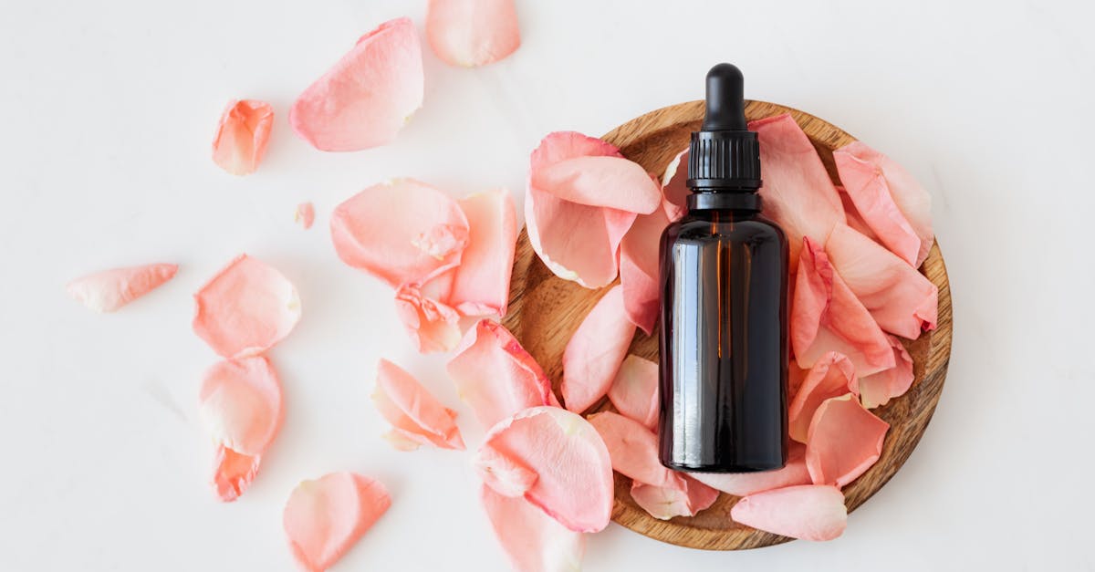 découvrez nos huiles de massage sensuelles, idéales pour éveiller les sens, favoriser la détente et partager des moments intimes inoubliables. profitez d'ingrédients naturels pour une expérience douce et parfumée.