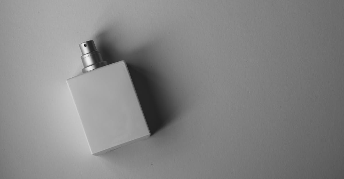 découvrez notre guide sur le spray delay, la solution efficace pour retarder l’éjaculation et améliorer les performances durant vos rapports intimes. conseils d’utilisation, avantages et recommandations.